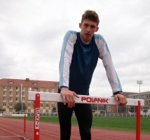 Hurdlerul de 20 de ani Cosmin Ilie Dumitrache, campion naţional universitar pentru UVT, la Bucureşti, pe 110 metri garduri
