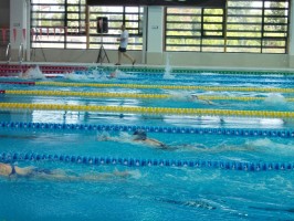 Amatorii de înot din țară s-au întrecut sîmbătă și duminică în bazinul olimpic din Brașov, la Campionatul Național de înot masters, CSM Timișoara obținînd 14 locuri I și alte 5 clasări pe podium